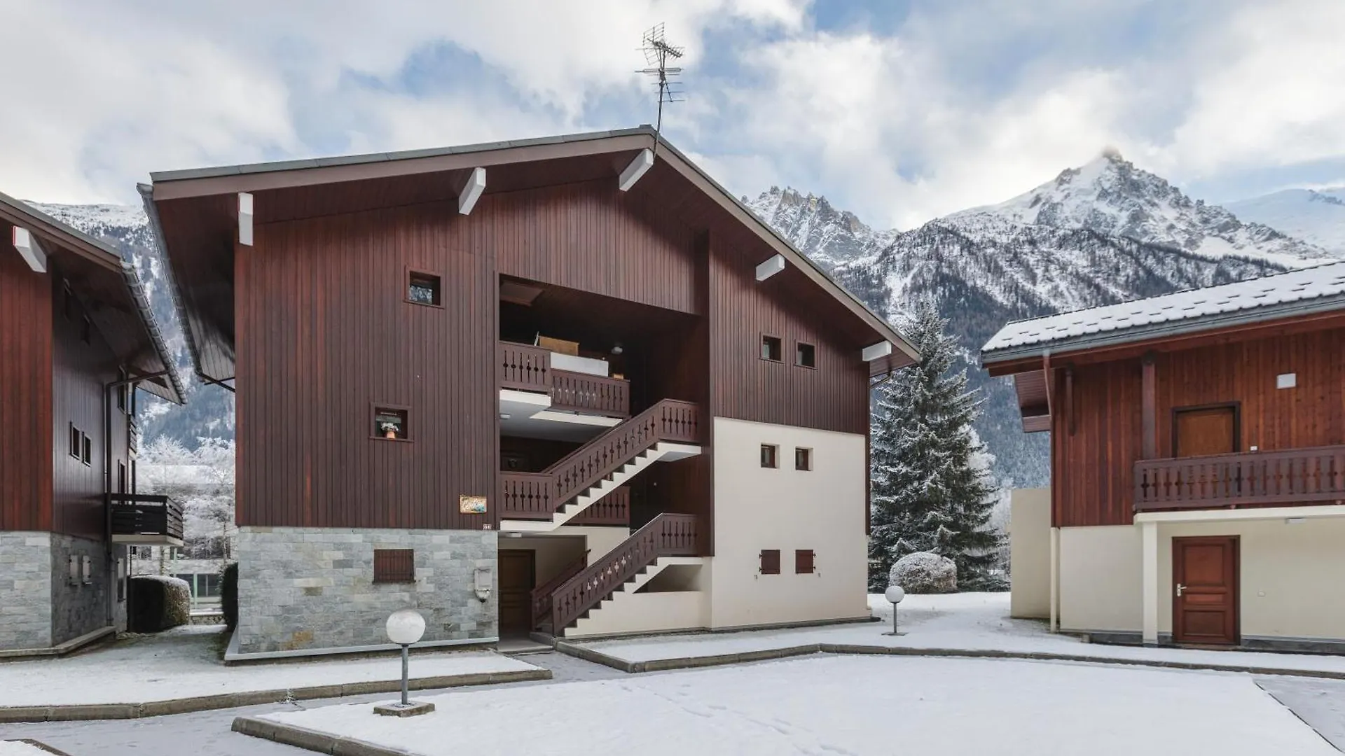 Apartment Les Jardins Du Mont-Blanc - Happy Rentals Chamonix